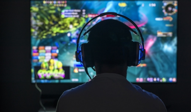 The Evolution of Online Gaming: Mechanics Transform Experience